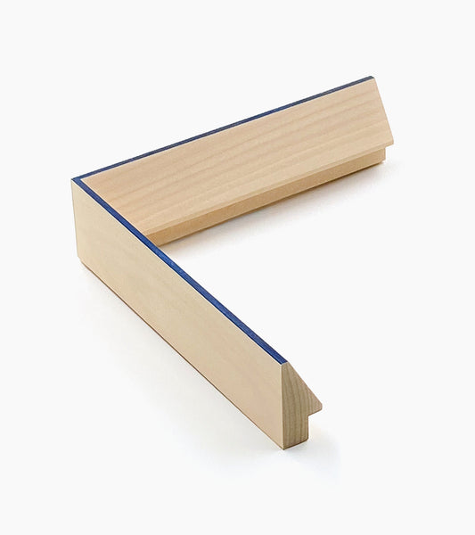 Lime wood picture frame, blue detail